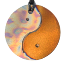 Round Yin Yang Patterned/Gold Tesla's Plate Personal Pendant Design